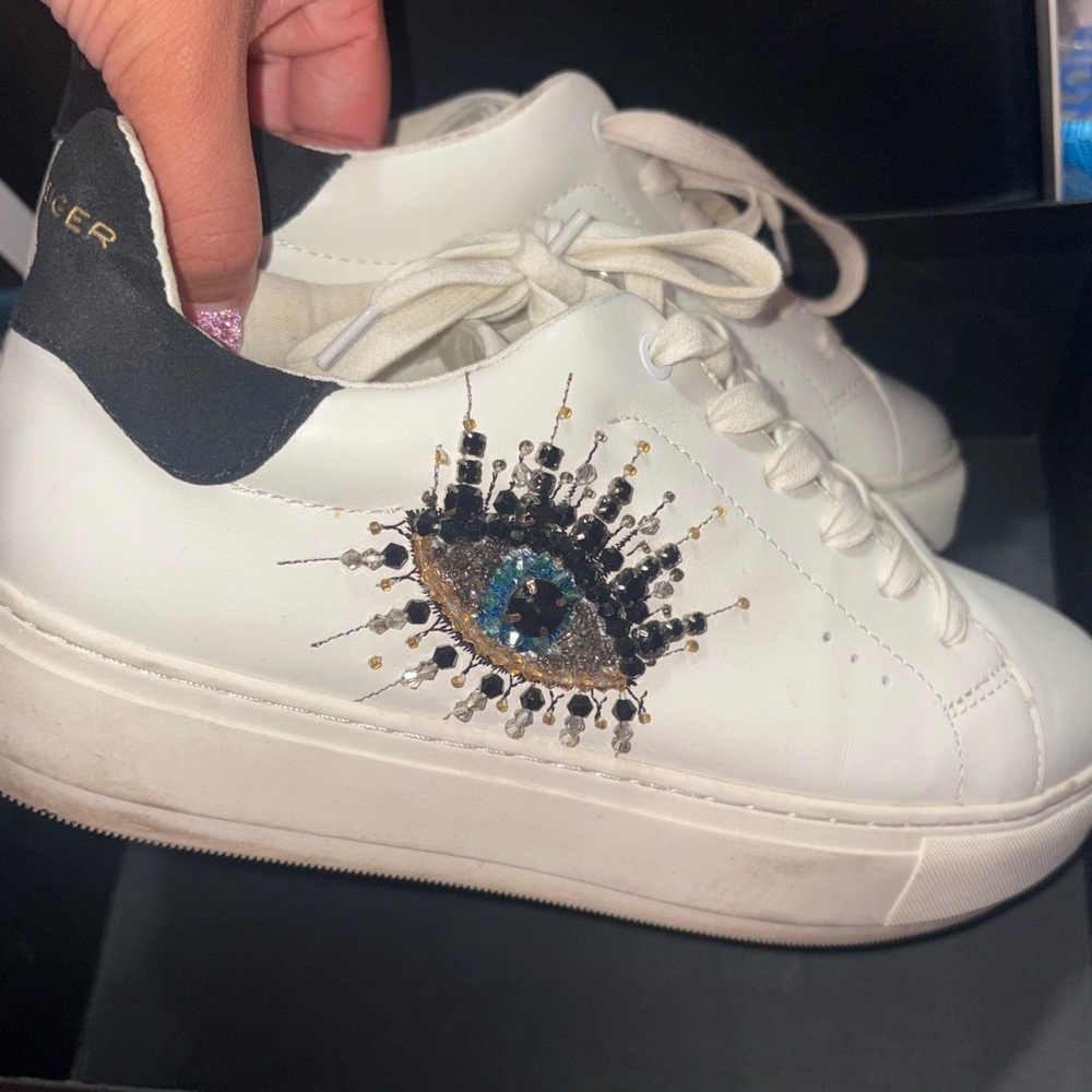 Kurt Geiger London Cream Box